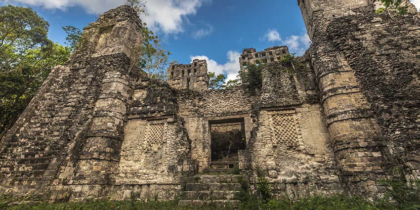 Your Travel Guide To Ancient Mayan Civil
