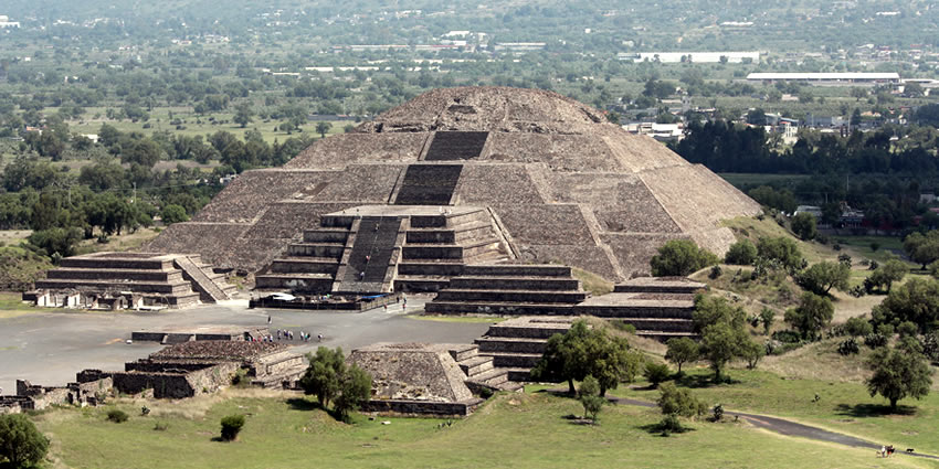 Teotihuacan - Pyramid of the Moon